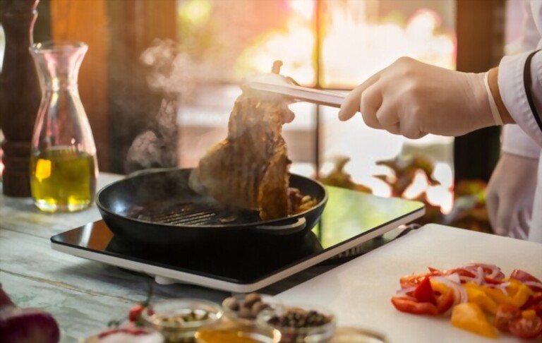 Kitchen Safety: Preventing Food Poisoning in Your Home Kitchen Safety: Preventing Food Poisoning in Your Home