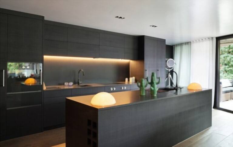 How to Pair Countertop Colors with Dark Cabinets? How to Pair Countertop Colors with Dark Cabinets?